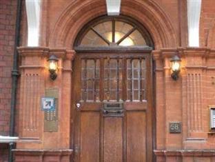Kensingtoncourt Aparthotel 3*