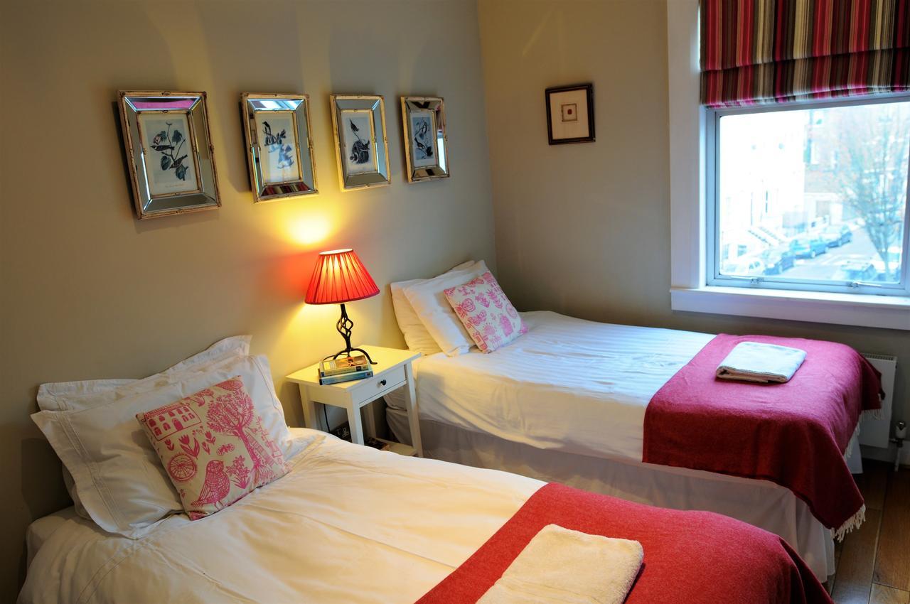 Apartment Chic In Kensington Olympia