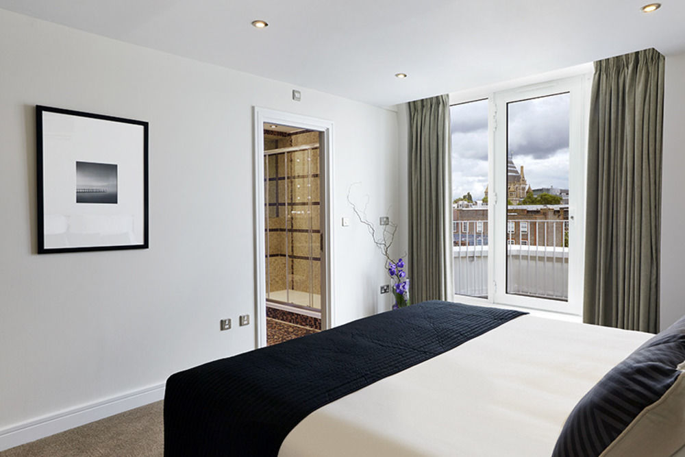 Cheval Harrington Court 4*
