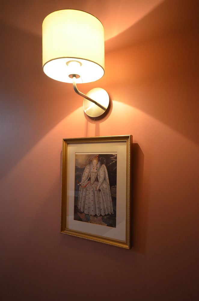 Trebovir Hotel Londres