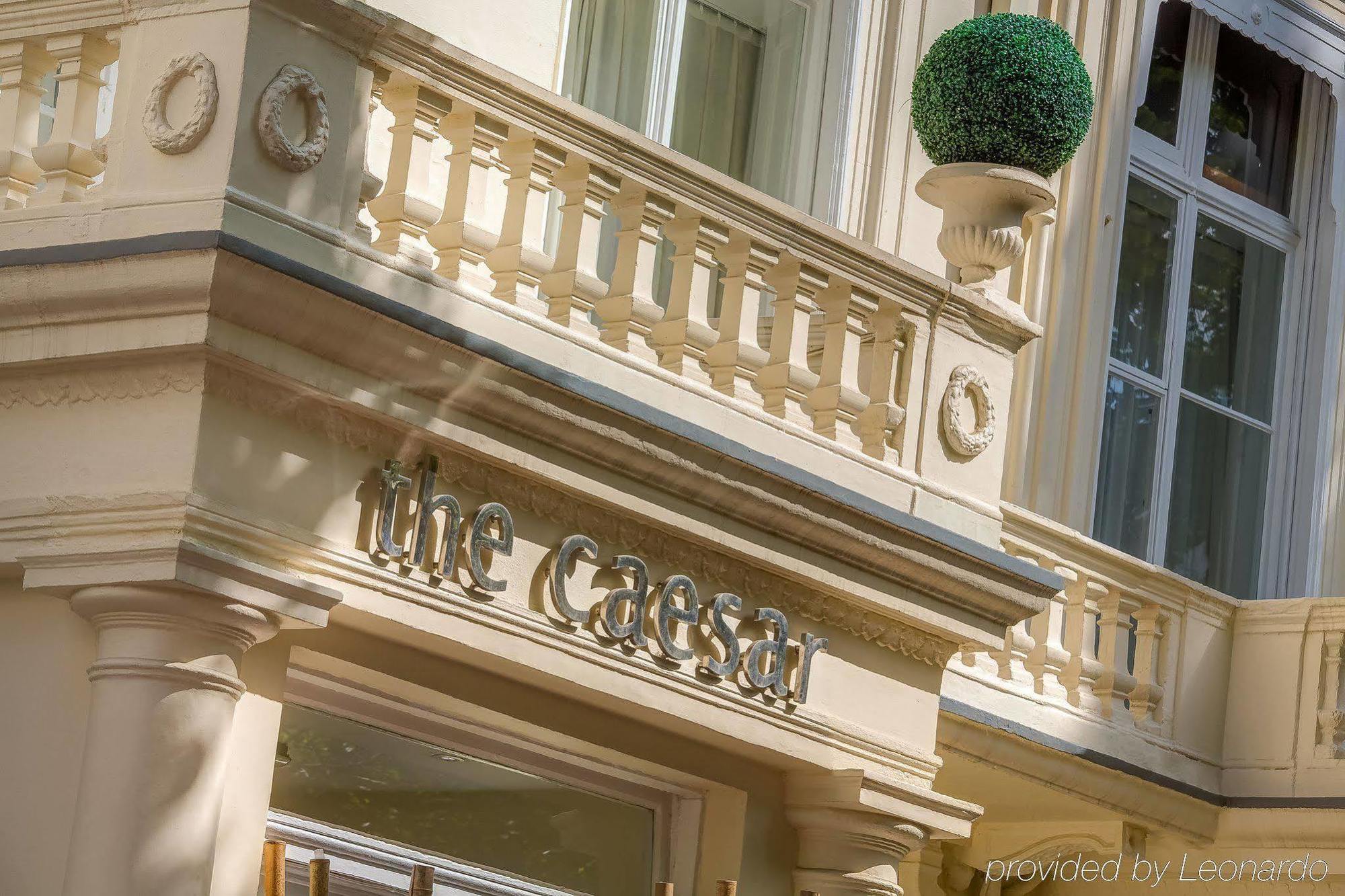 The Caesar Hotel Londres