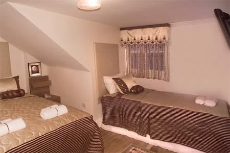 Abc Hyde Park Hotel 3*