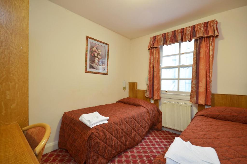 Seymour 2* Londen