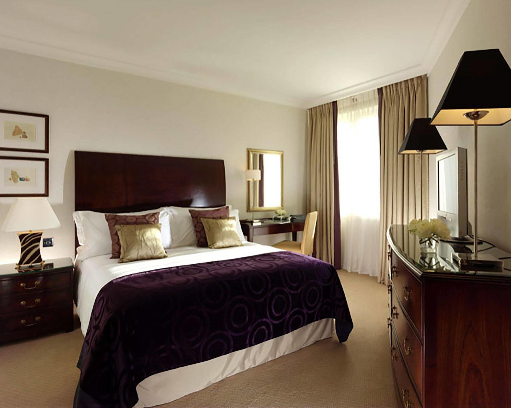 Cheval Gloucester Park At Kensington Londen