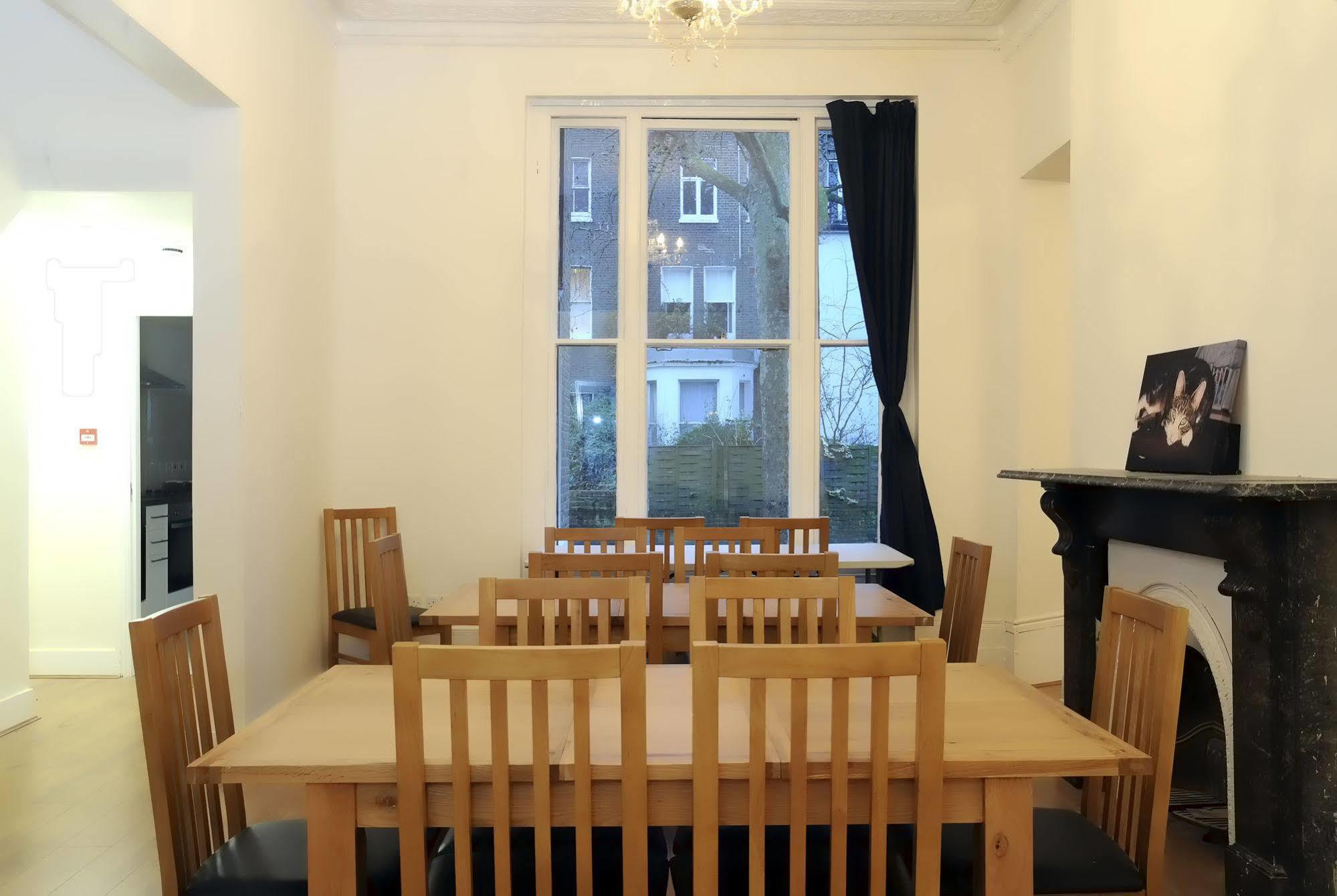 Hostel Saint Backpackers *