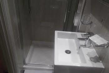 Hotel Abc Hyde Park 3*