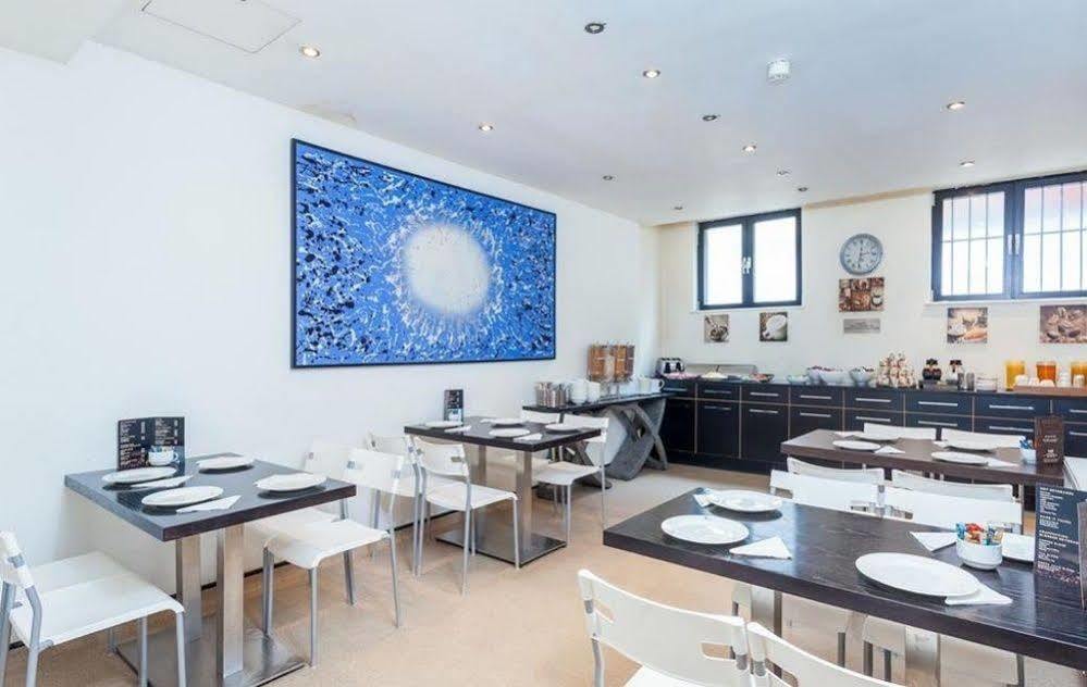 Avni Kensington 3*