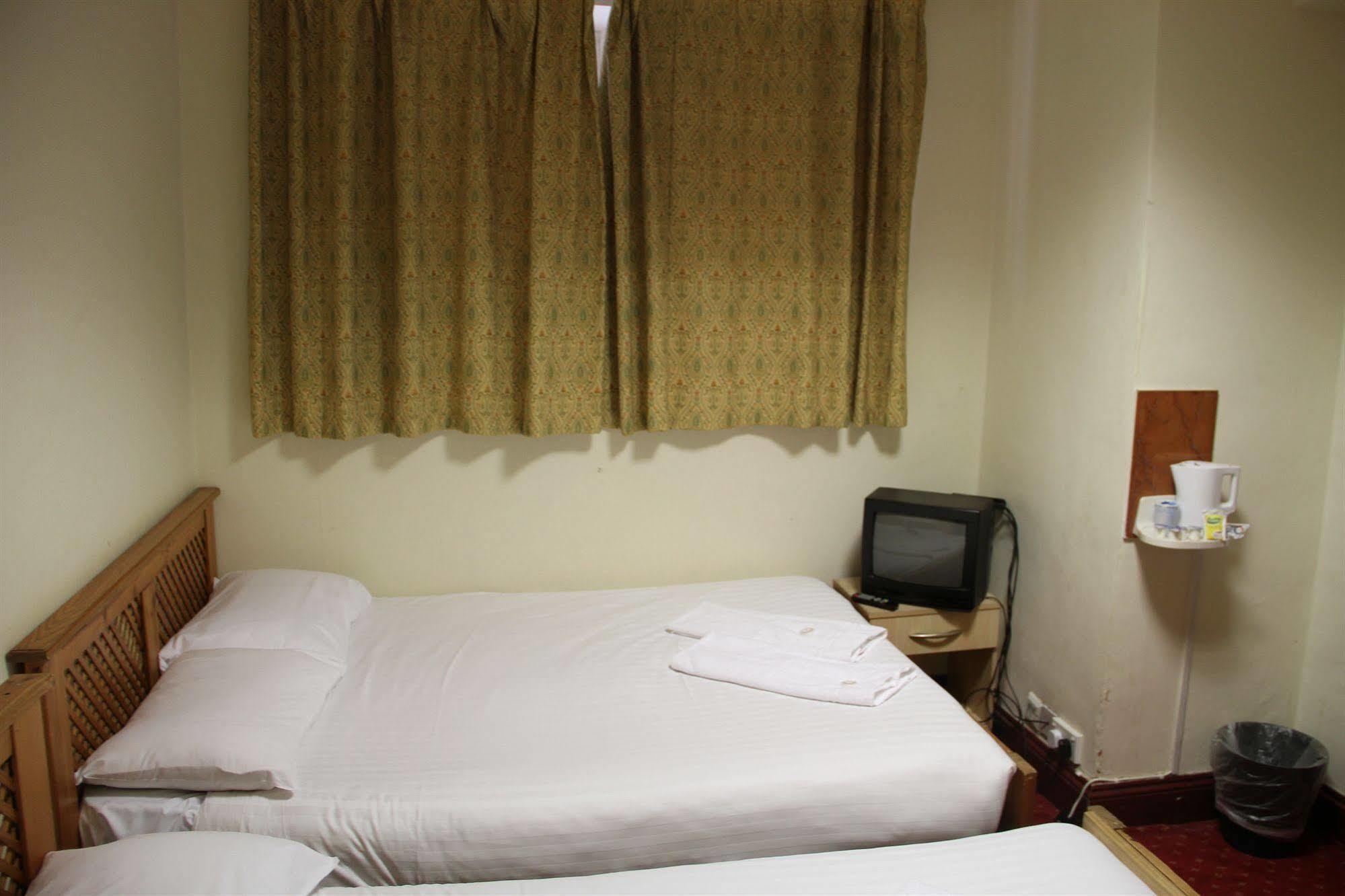 Olympia Inn Hotel 3* Londres