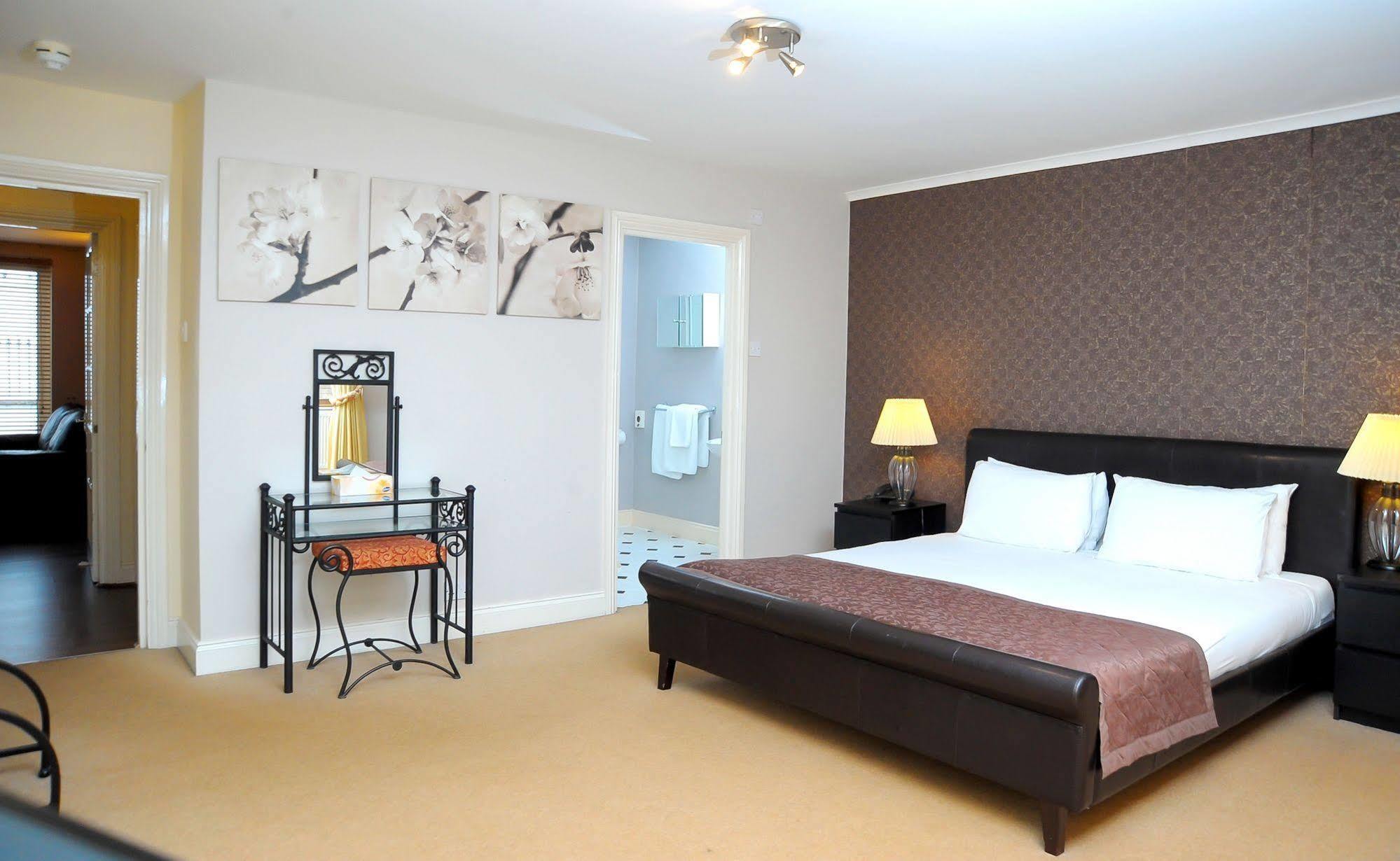 Apartahotel Park Lane 4*
