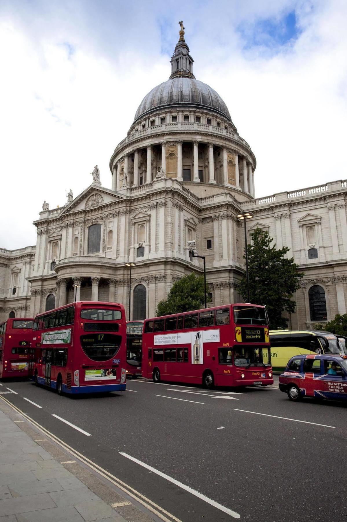 Yha St Paul's Londen