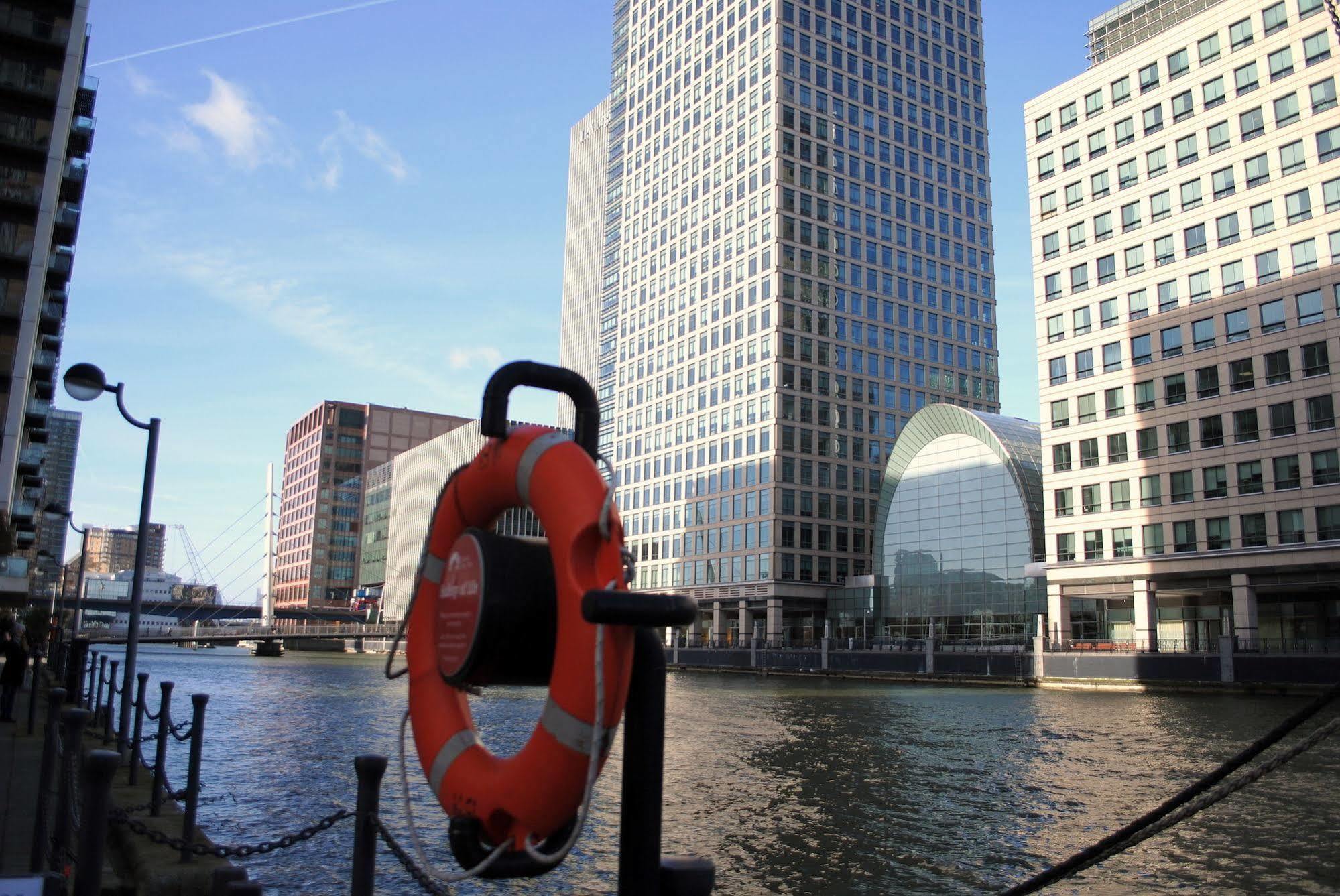 Canary Wharf - Corporate Riverside