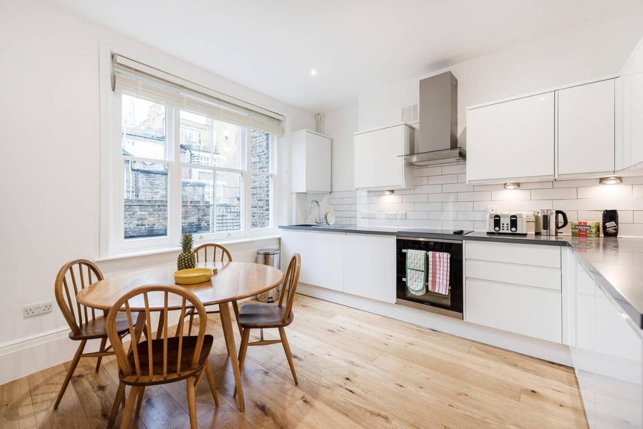 Covent Garden - Netflix&nespresso Apartment London
