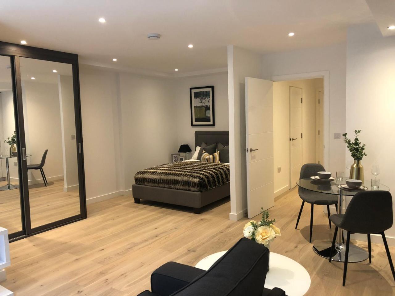 Emerson Court Appartement *