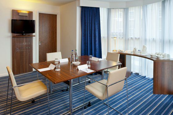 Hotel Holiday Express City, An Ihg