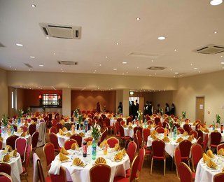 Oyo Luton Hotel 2*