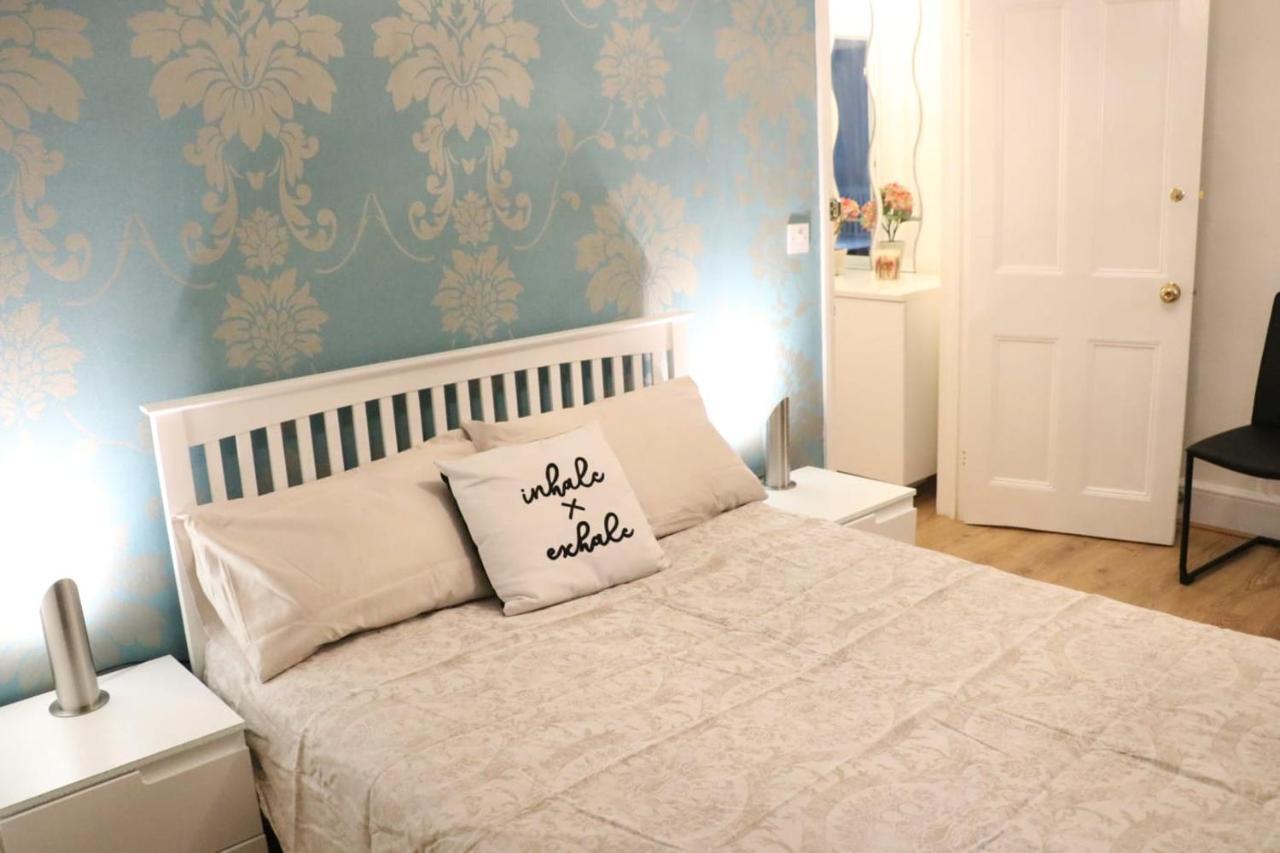Victoria Style Flat Near Victoria Station Homestay *