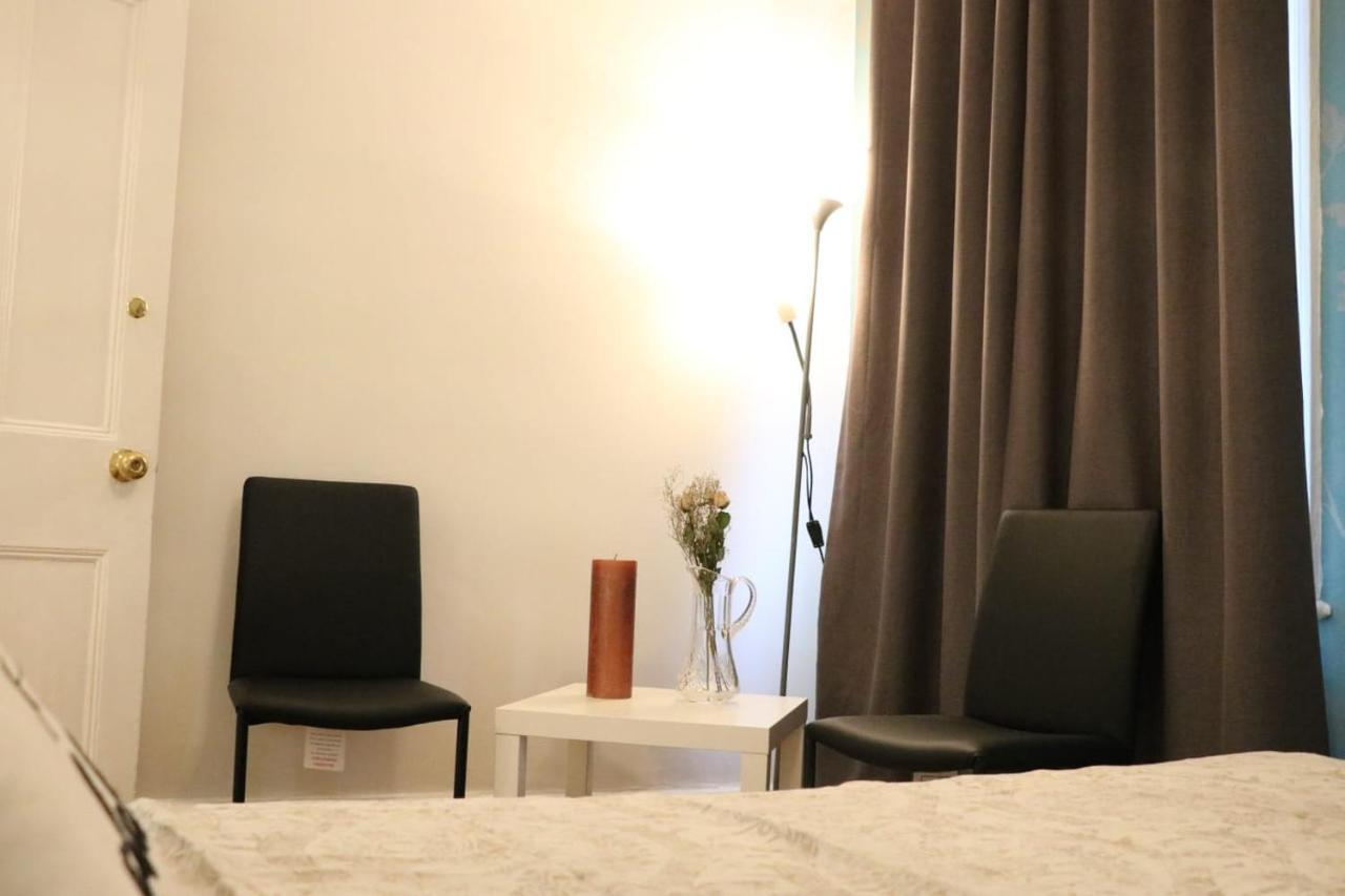Victoria Style Flat Near Victoria Station London