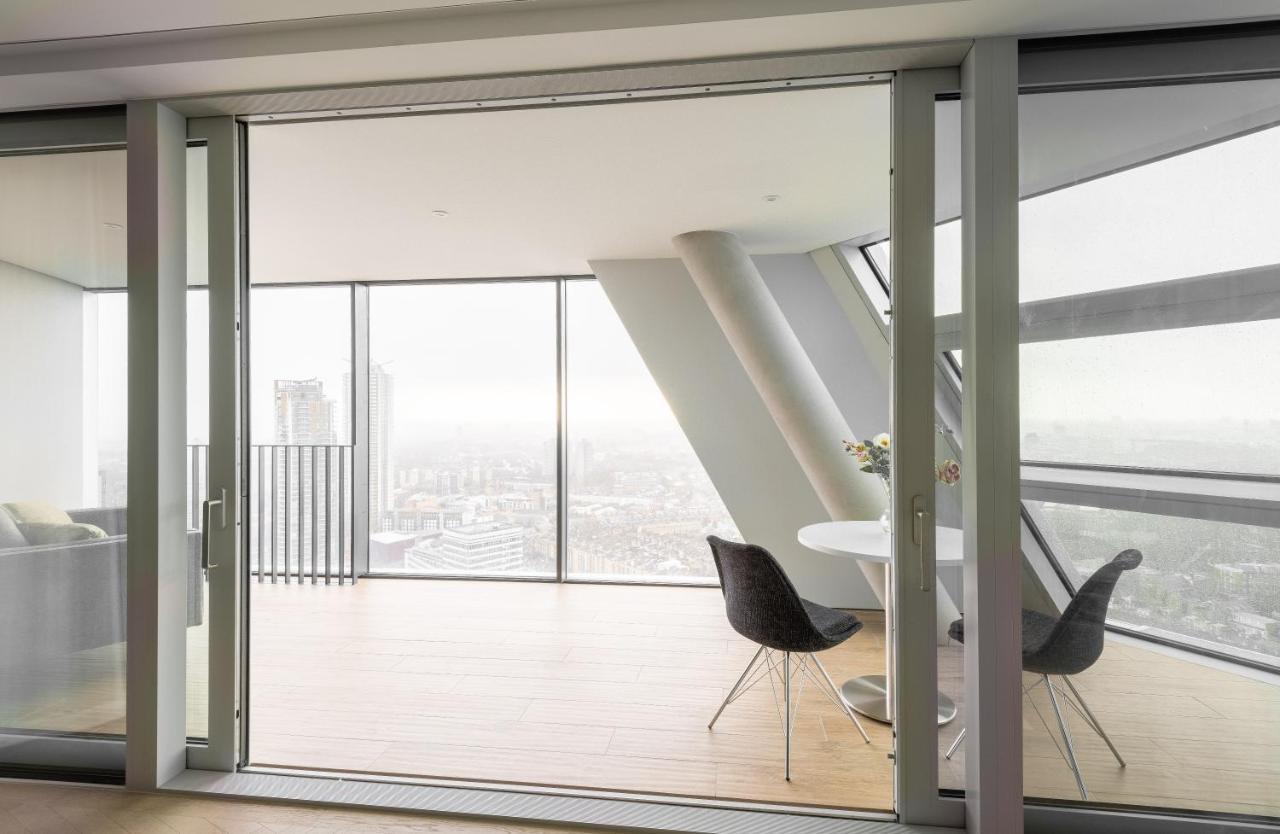 Skyline View Cb Platinum Penthouses Next To Eye Londres