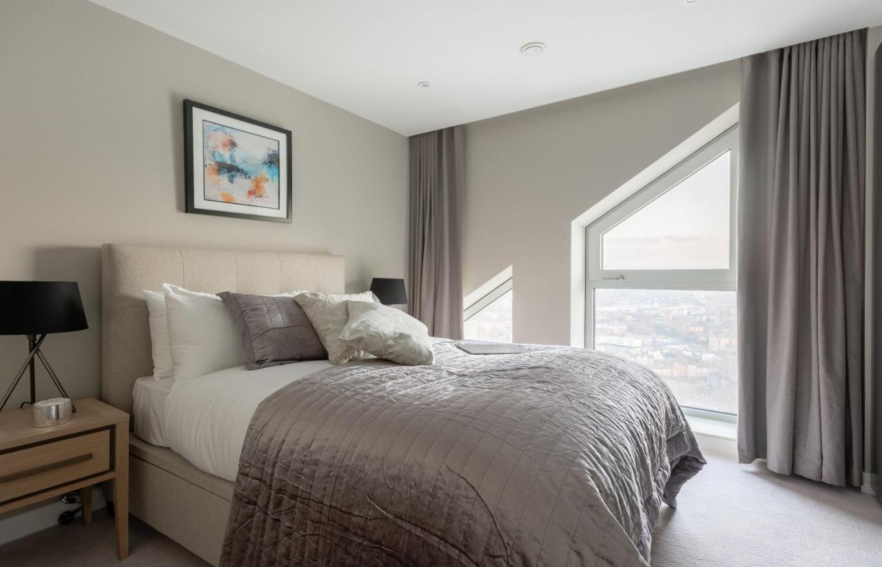 Skyline View Cb Platinum Penthouses Next To Eye Londres
