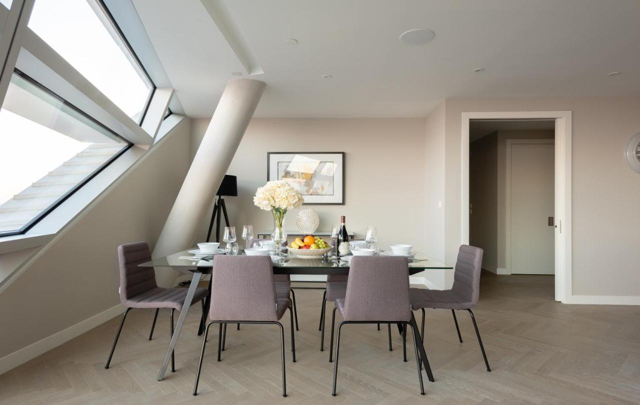 Skyline View Cb Platinum Penthouses Next To Eye Londres