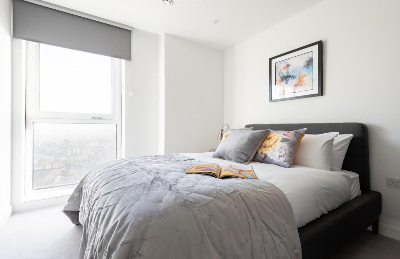Skyline View Cb Platinum Penthouses Next To Eye Appartement Londres