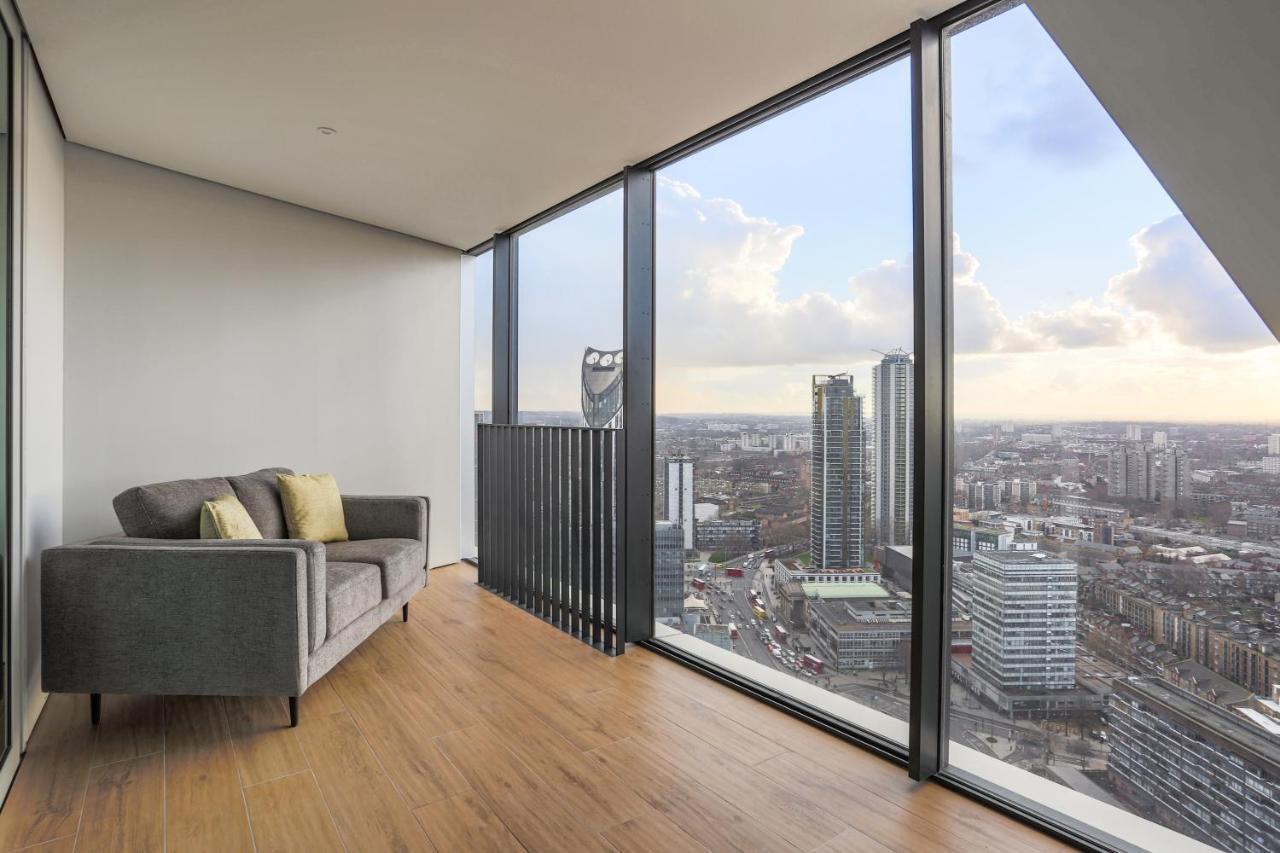 Skyline View Cb Platinum Penthouses Next To Eye *