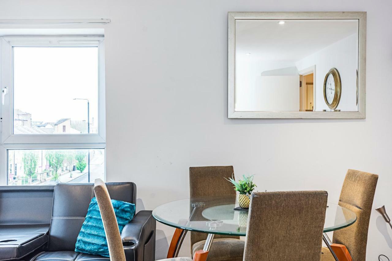 Apartamento Canary Wharf/docklands/excel Spacious Apt E14 *
