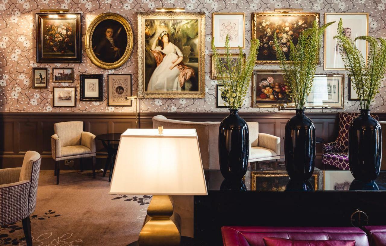 11 Cadogan Gardens And The By Iconic Luxury Hotel Londres