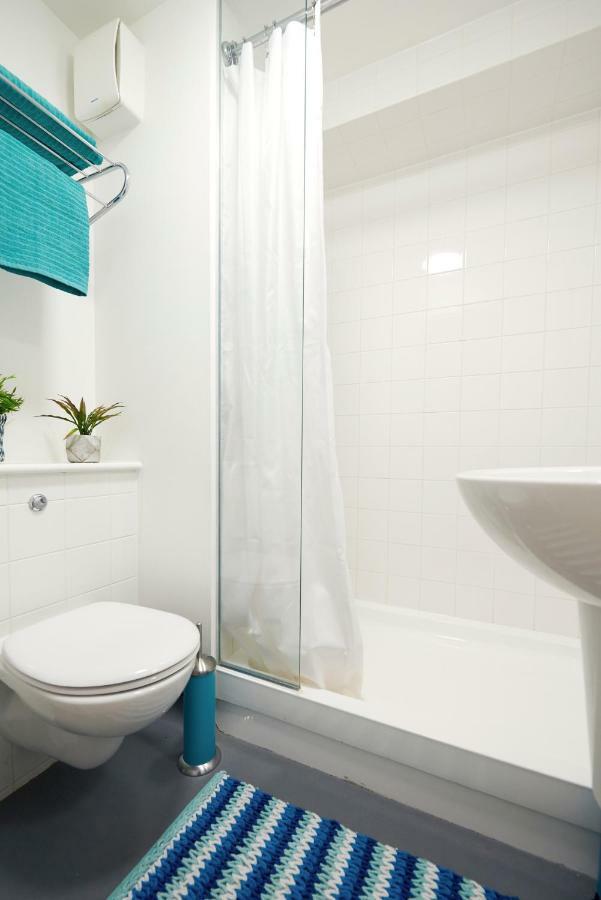 Consort Village Apartamento *