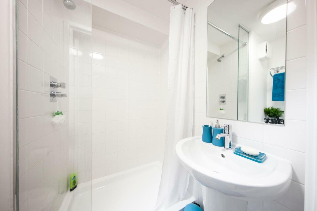 Consort Village Apartamento