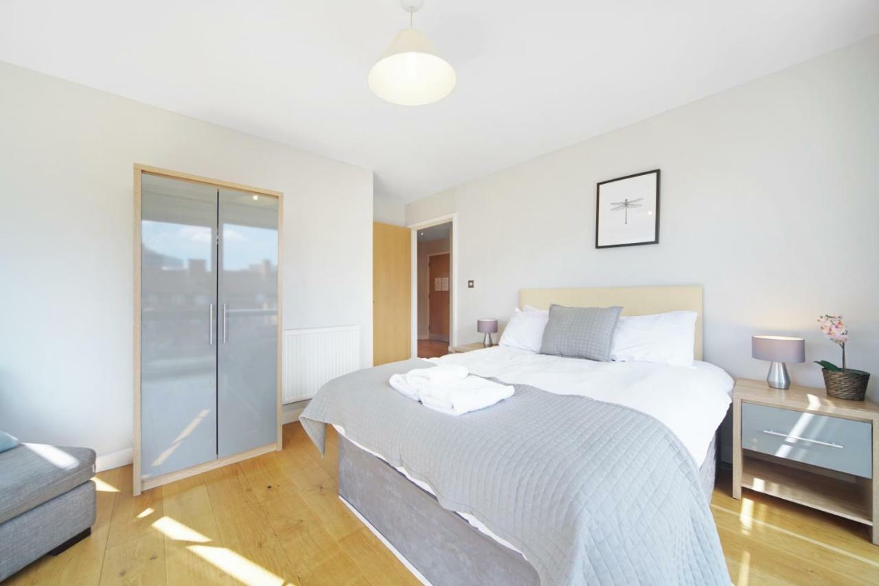 2 Bed Executive Penthouse Near Liverpool Street Free Wifi By Aparts *