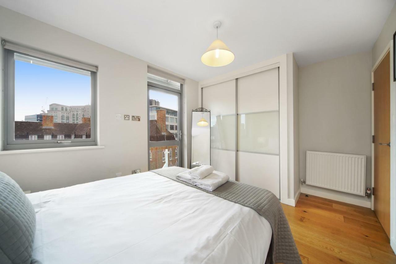 2 Bed Executive Penthouse Near Liverpool Street Free Wifi By Aparts Apartamento Londres