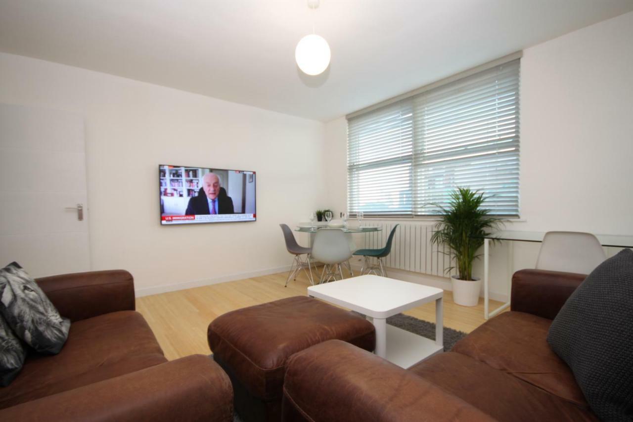 Camden Town Spacious 2 Bedroom - Sleeps 5 Guests! Londres