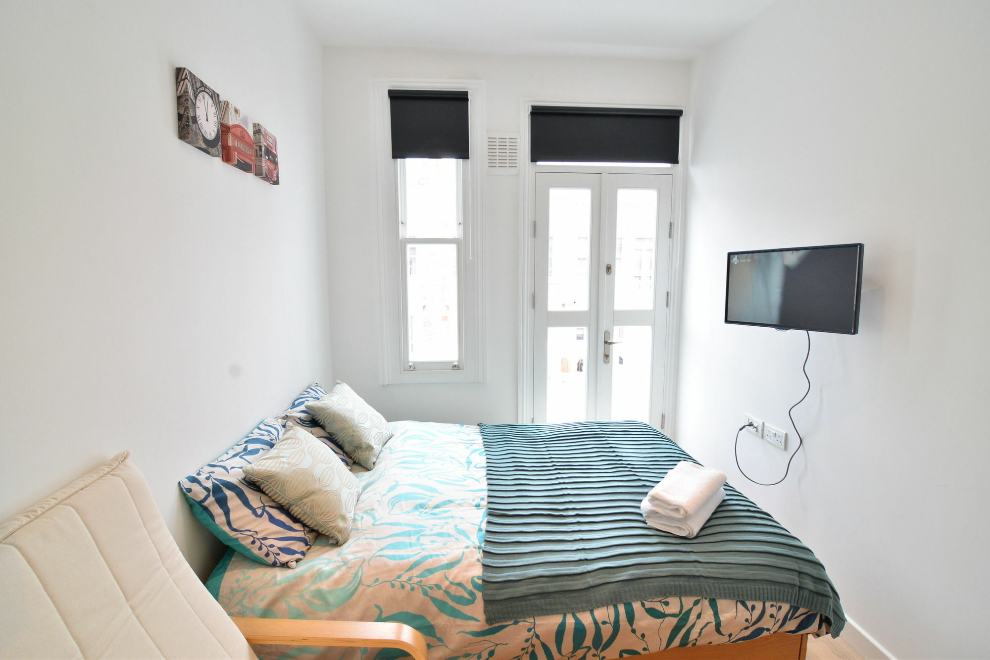 City Gate Kensington Apartment