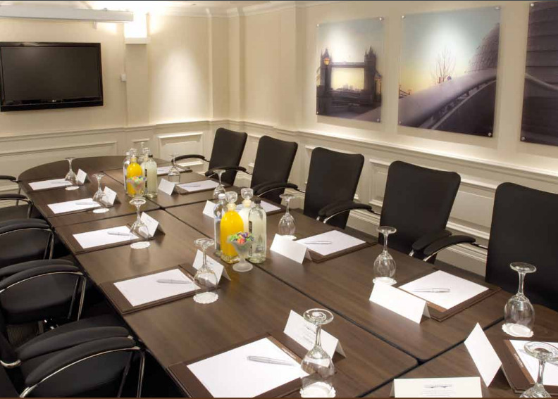 Bridge Hotel 4*