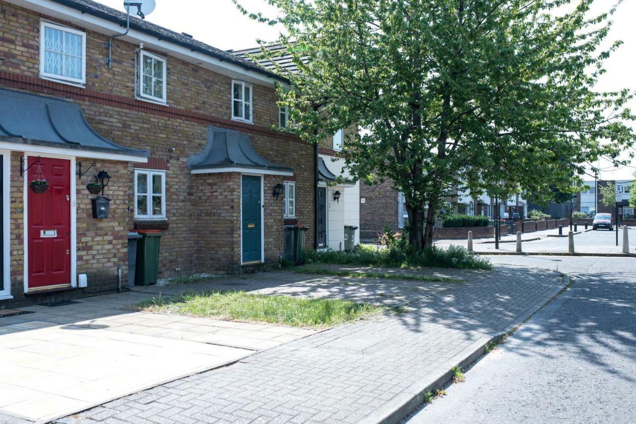 1 Bedroom Near Excel