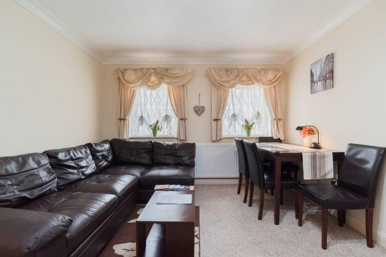 Appartement 1 Bedroom Near Excel