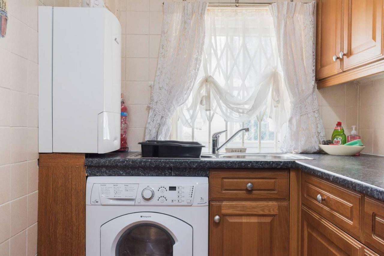 1 Bedroom Near Excel Appartement Londen
