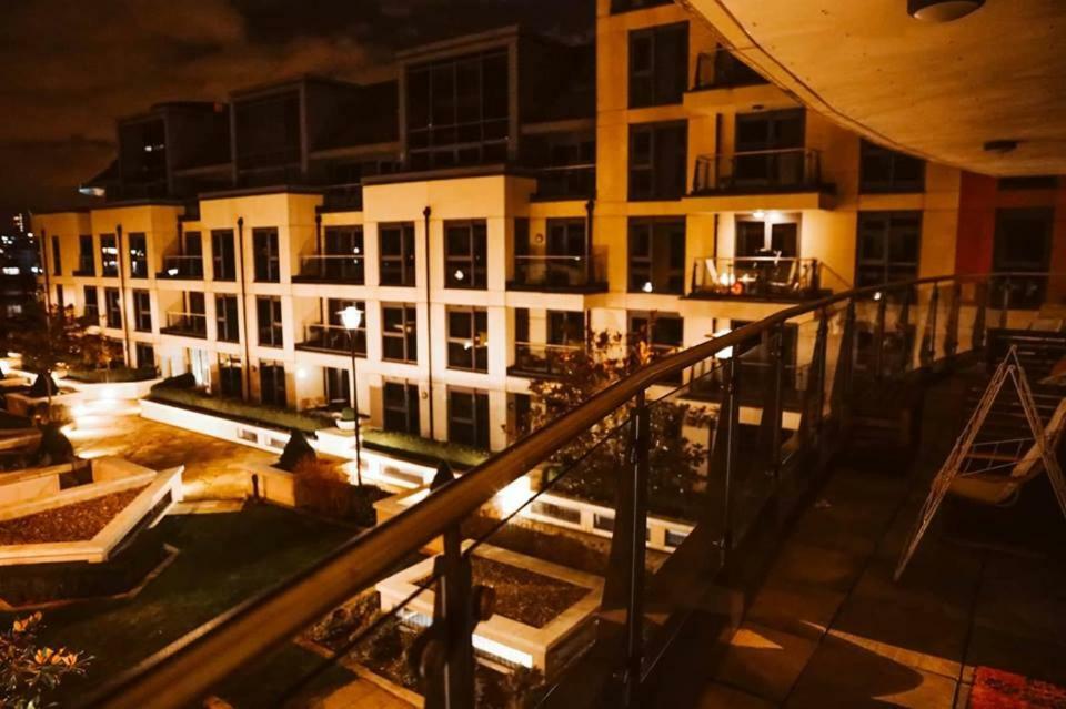 Mahogany House, Imperial Wharf Apartamento *