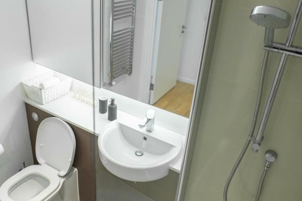 Top Floor Luxury And Spacious 2 Bedroom In Stratford Londres