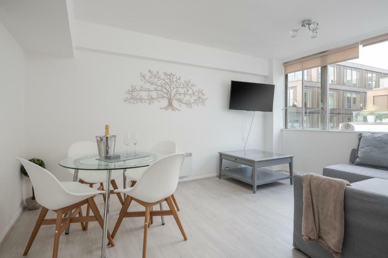 Royal Mayfair Suite, Green Park. *