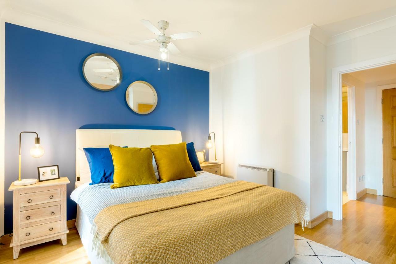 One Bed Serviced Near Millenium Bridge Apartamento