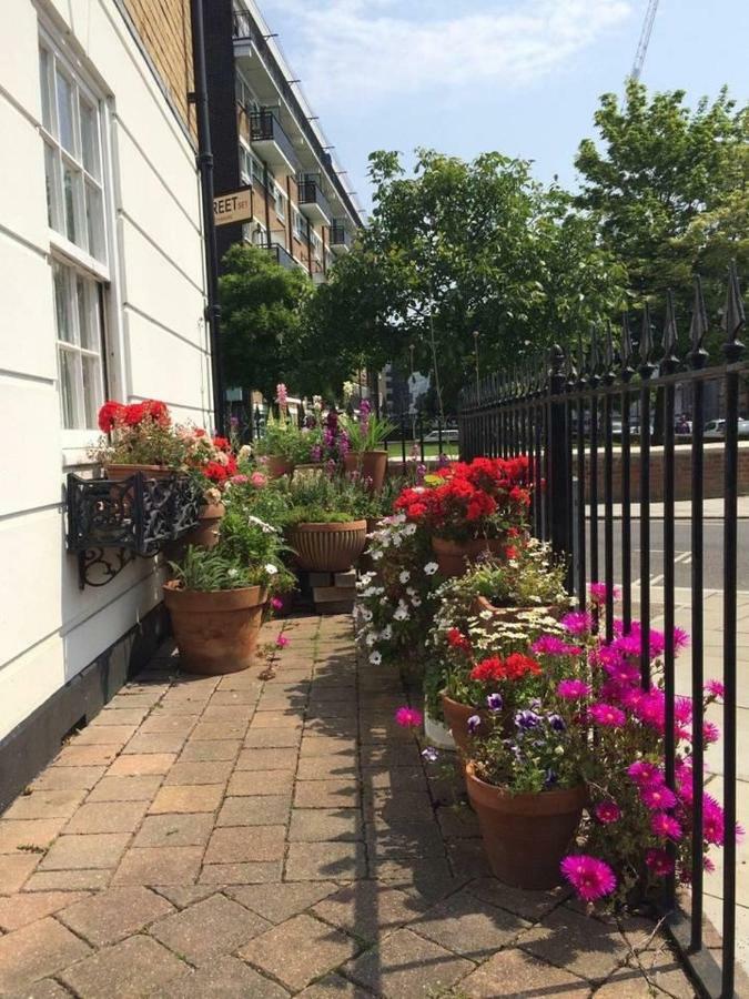 Lovely 2 Bedroom Family Near Tower Bridge Сasa de vacaciones *