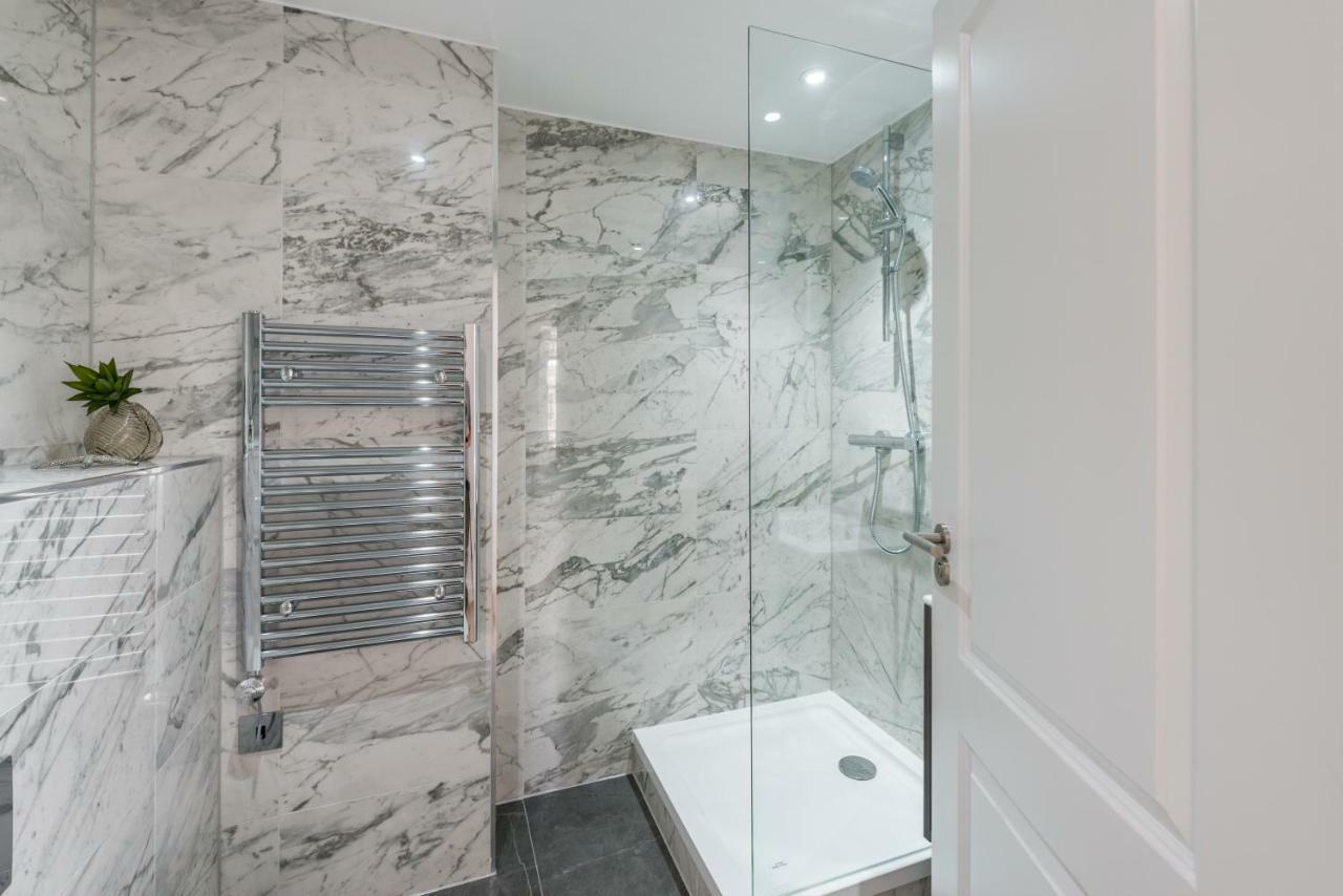 The Carlyle - Stunning Serviced Apartamento