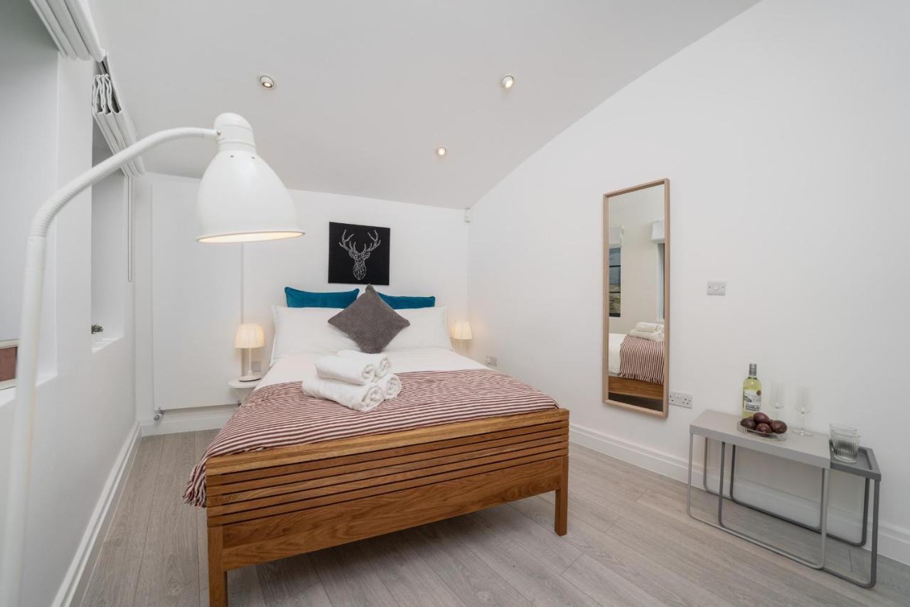 Huge & 3 Bedr, 4 Beds, 2,5 Bath Covent Gdn *