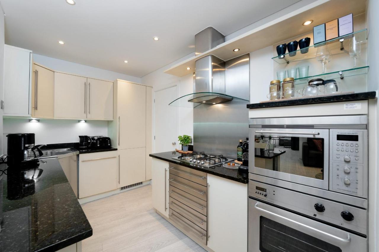 Apartment Huge & 3 Bedr, 4 Beds, 2,5 Bath Covent Gdn