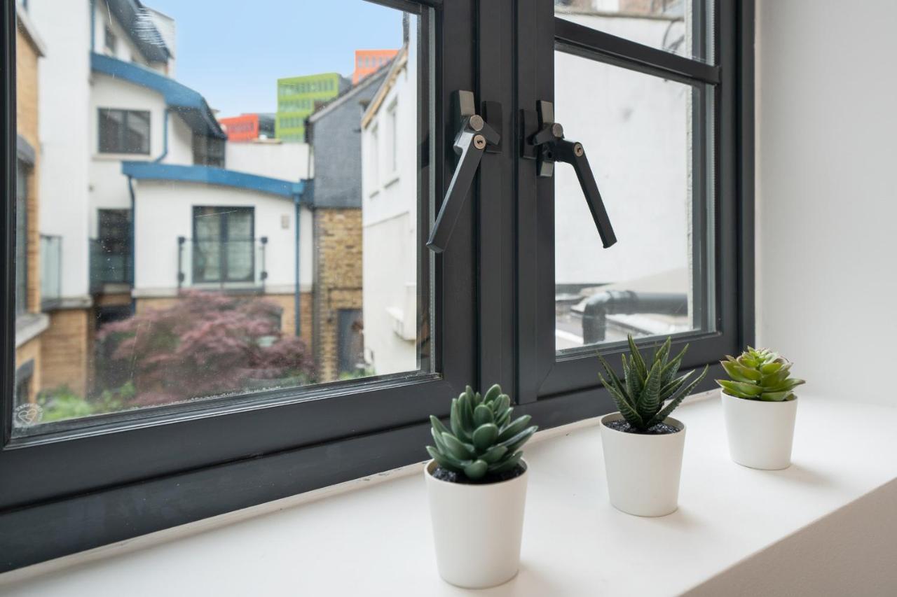 Huge & 3 Bedr, 4 Beds, 2,5 Bath Covent Gdn Apartment *