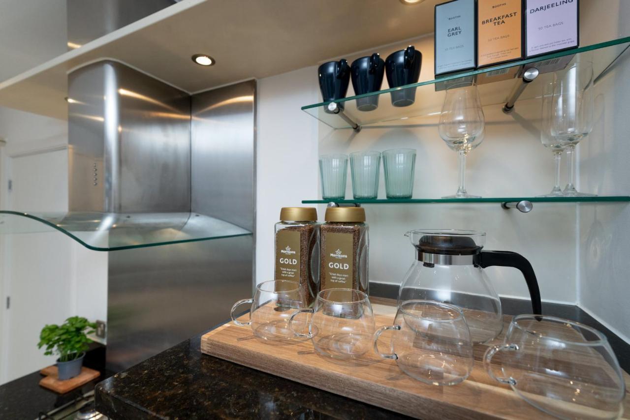 Apartment Huge & 3 Bedr, 4 Beds, 2,5 Bath Covent Gdn