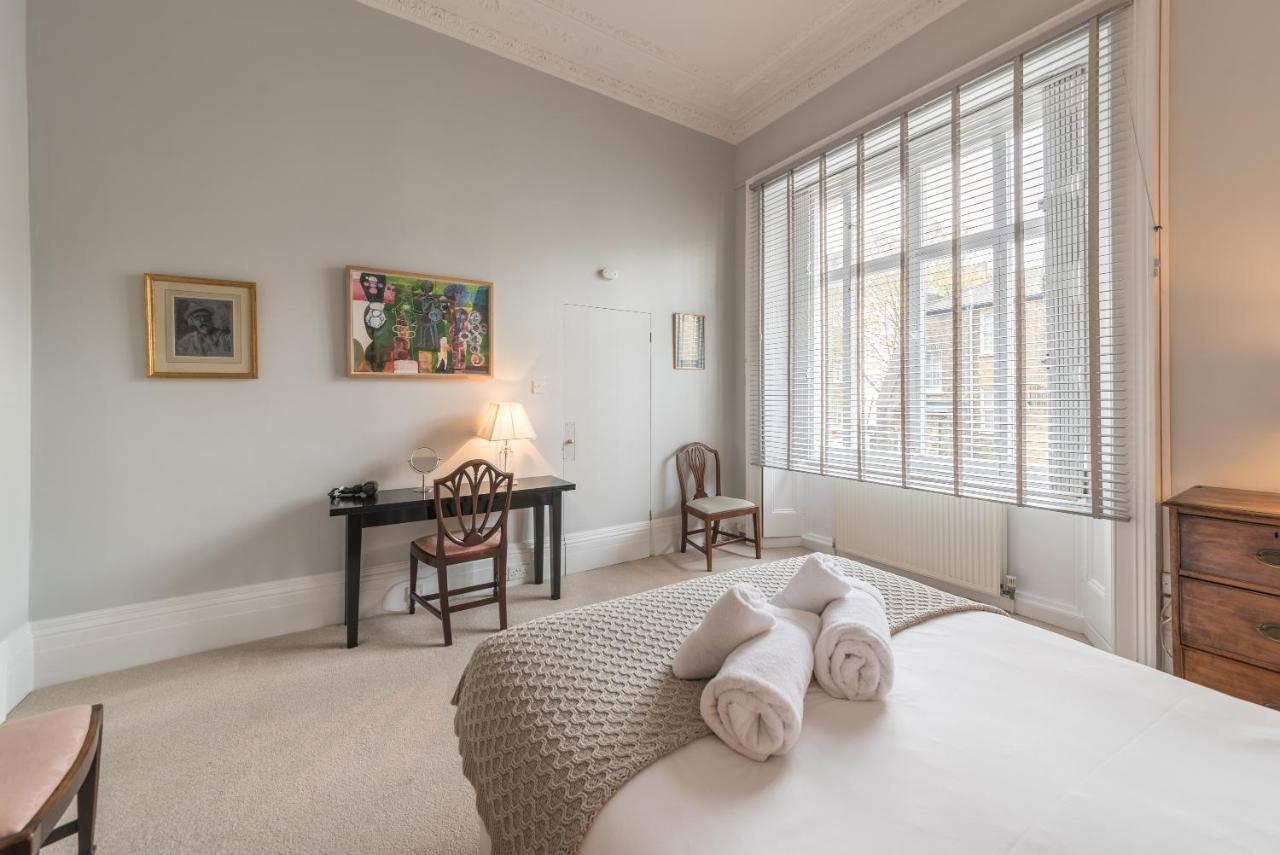 Warwick Square Appartement *