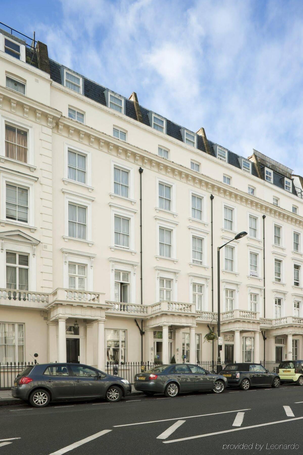 Hotel Express Victoria By Ihg London